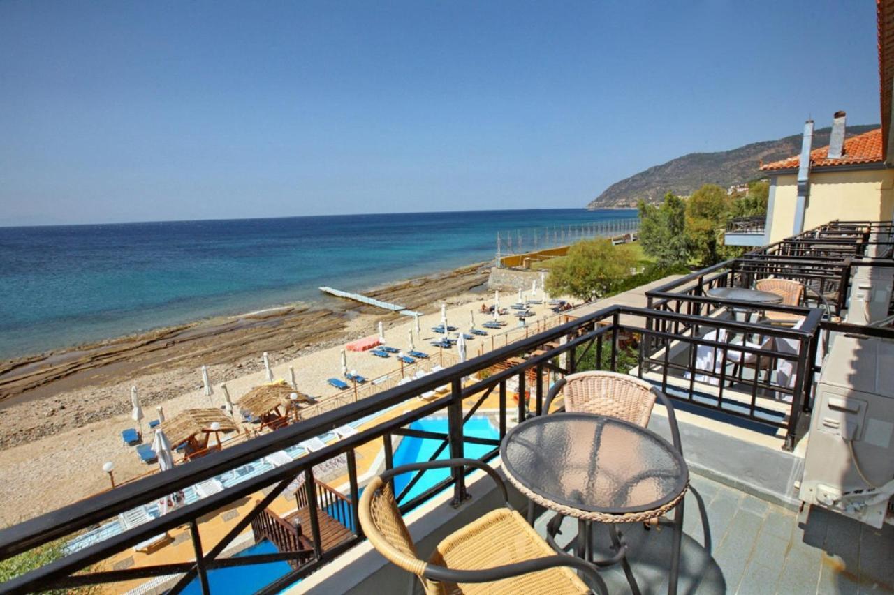 Pebble Beach Hotel Пломарион Экстерьер фото